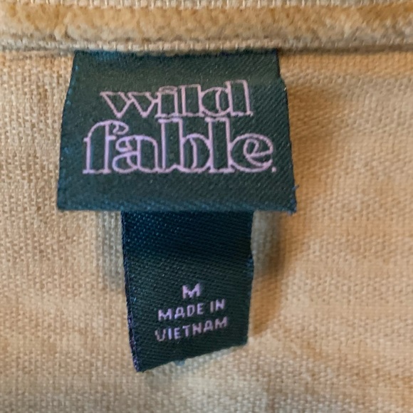 Corduroy Shacket 💛 - Picture 3 of 5